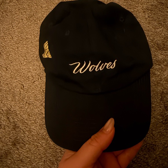 DARC SPORT - Wolves Cap - Picture 1 of 6